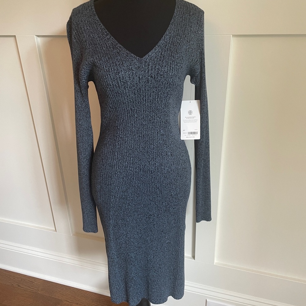 Nwt Athleta knit dress.  Blue. S/p